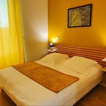 Appartements A Theme Clermont-Ferrand Extérieur photo